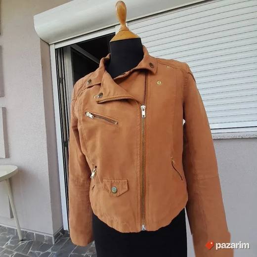 kraća jakna od eko kože br 42