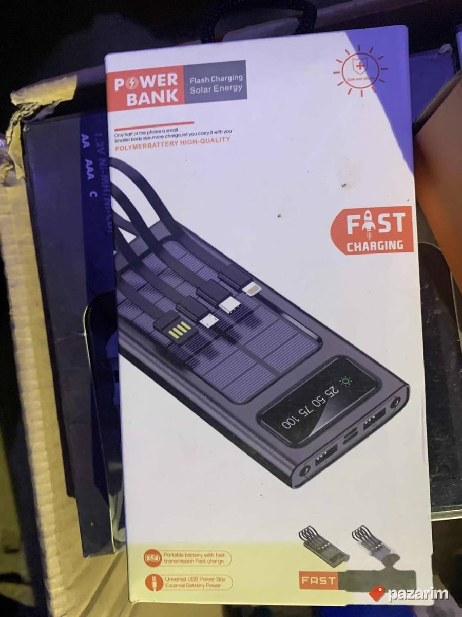 Solarni powerbank sa 4 kabla novo 6