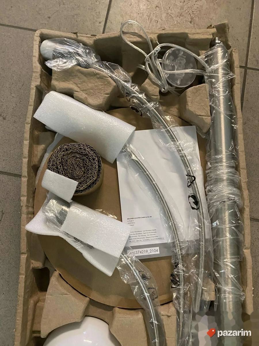 podna led lampa veoma kvalitetna cvrata sa 3 sijalica nova u 5