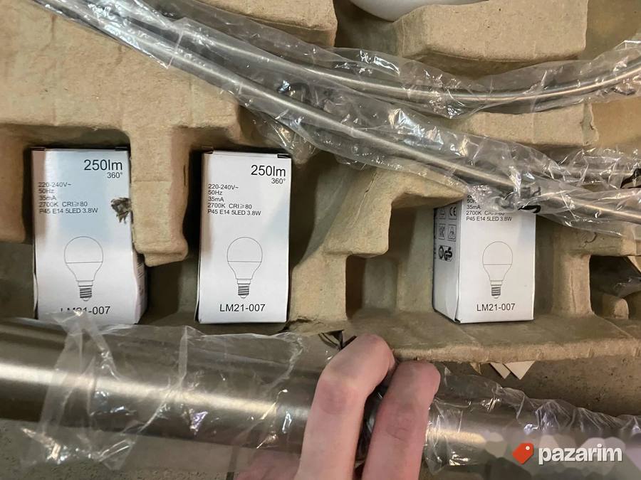 podna led lampa veoma kvalitetna cvrata sa 3 sijalica nova u 7