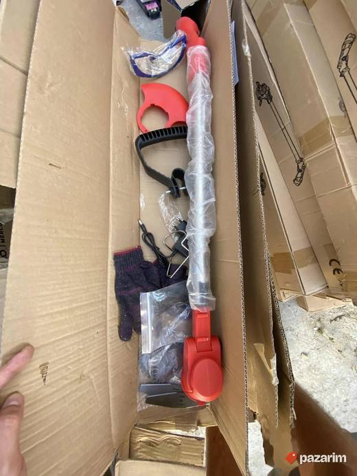 elektricni trimer za bastu na bateriju i metalnim nastavcima