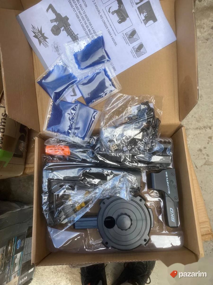 sdk m4 blaster elektricna puska na gel vodene metke 5