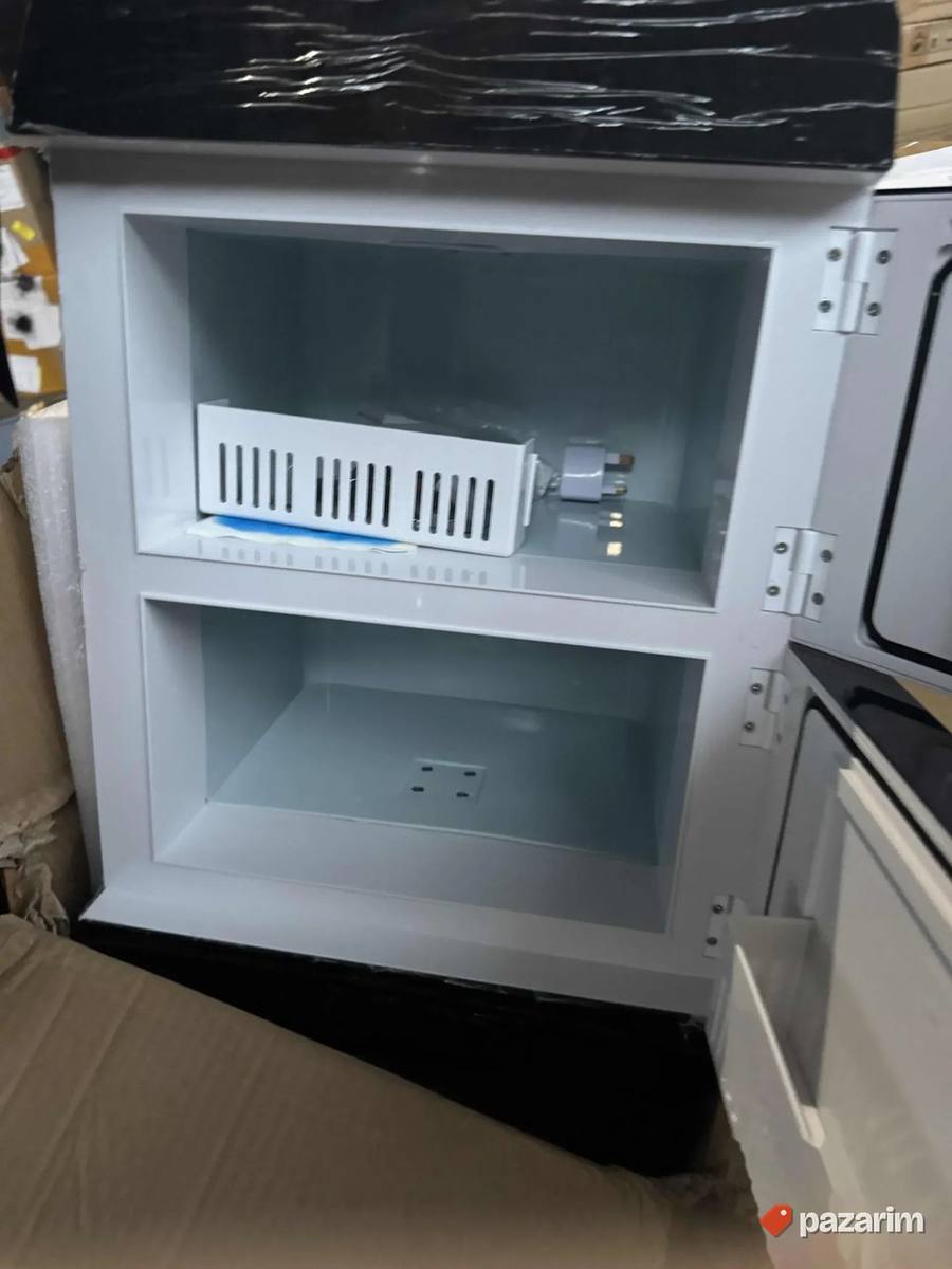 anoi frizider za kozmetiku grickalice pice 12v 240 novo 16l 5