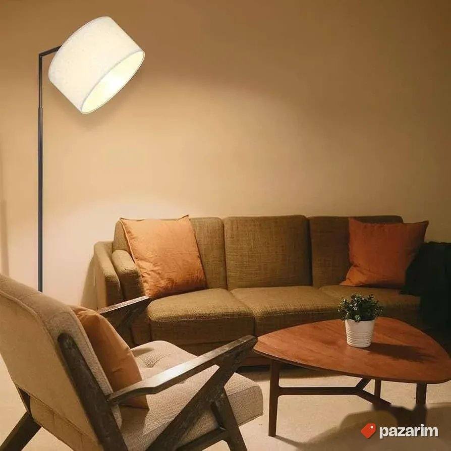 podna lampa zmh sa belim platnom i crnim 2