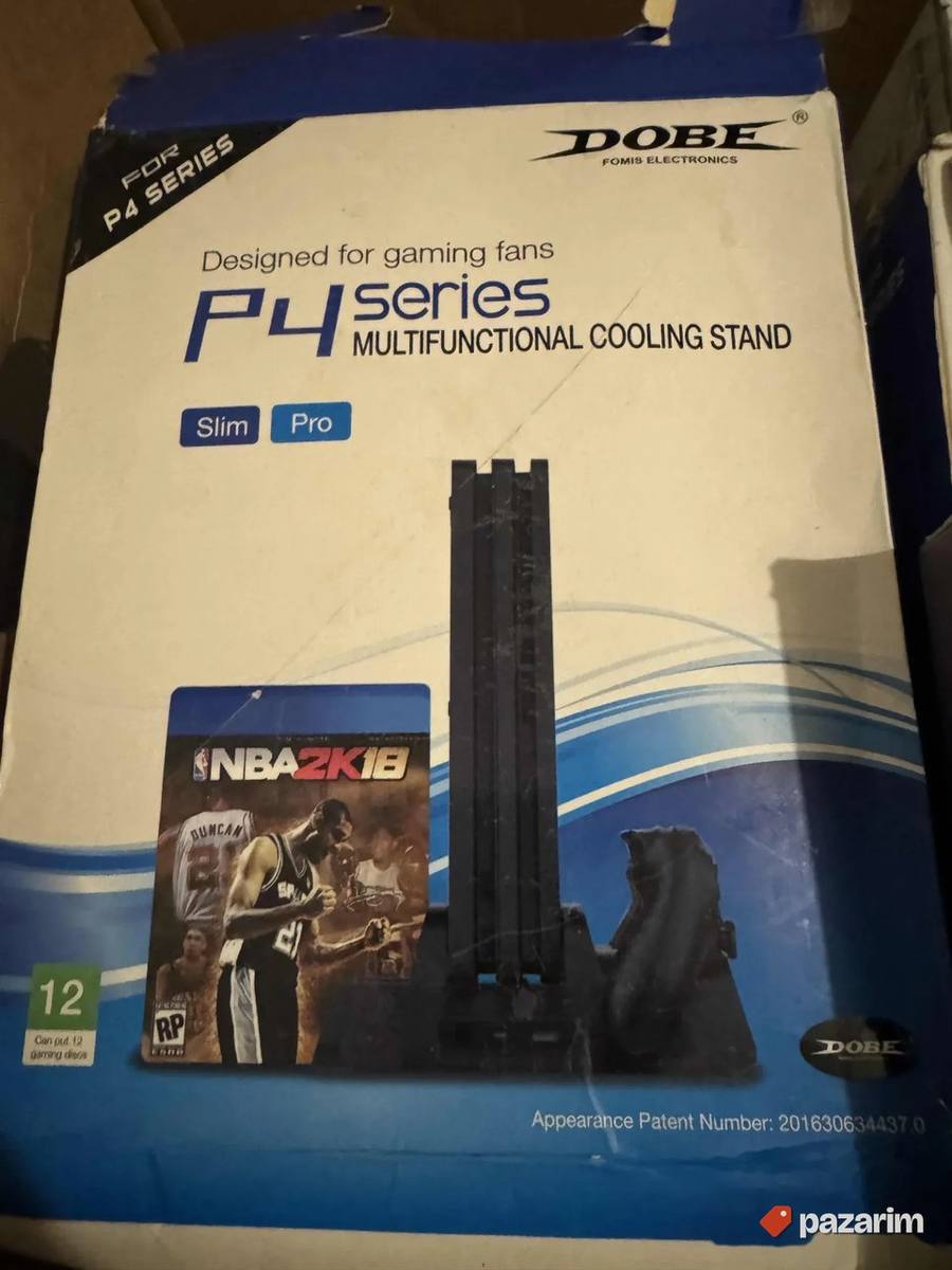 4 u 1 drzac sa hladjenjem i punjacem za ps4 novo 6