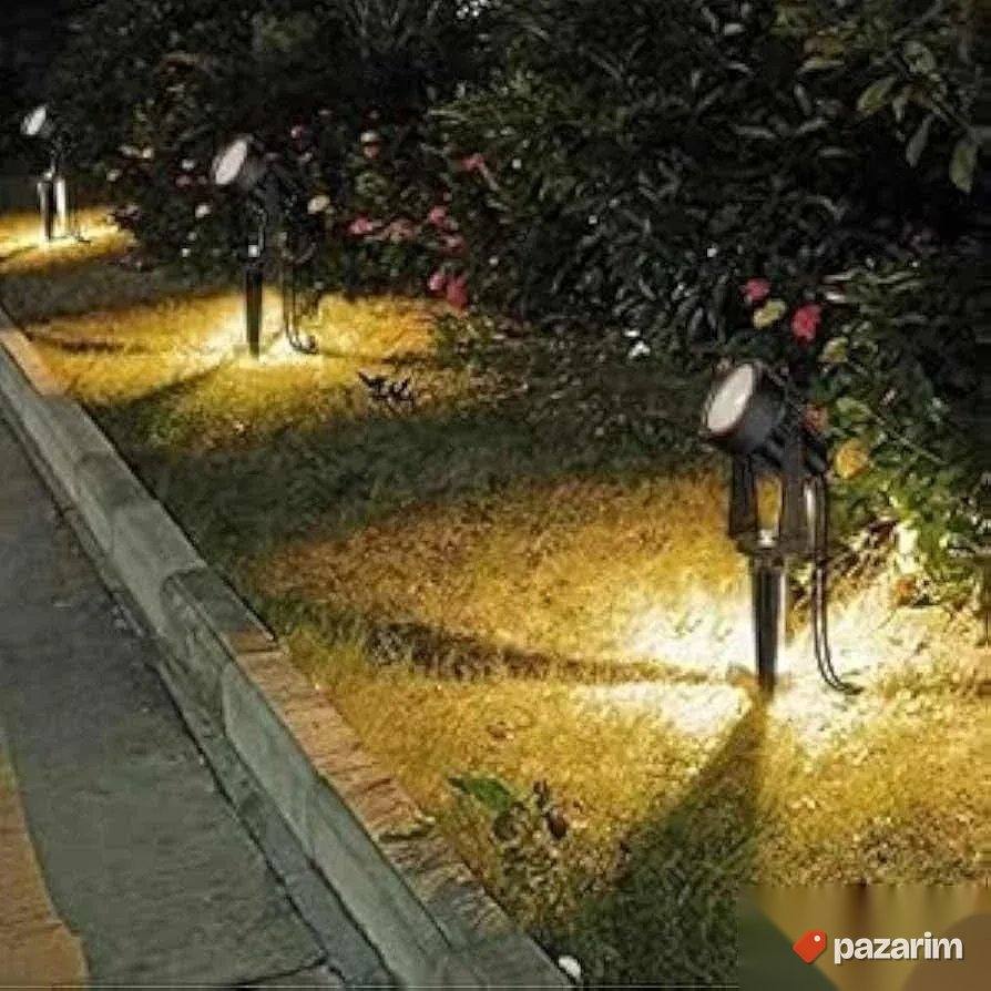 reflektori za vastu toplo zuta 14m novo 8
